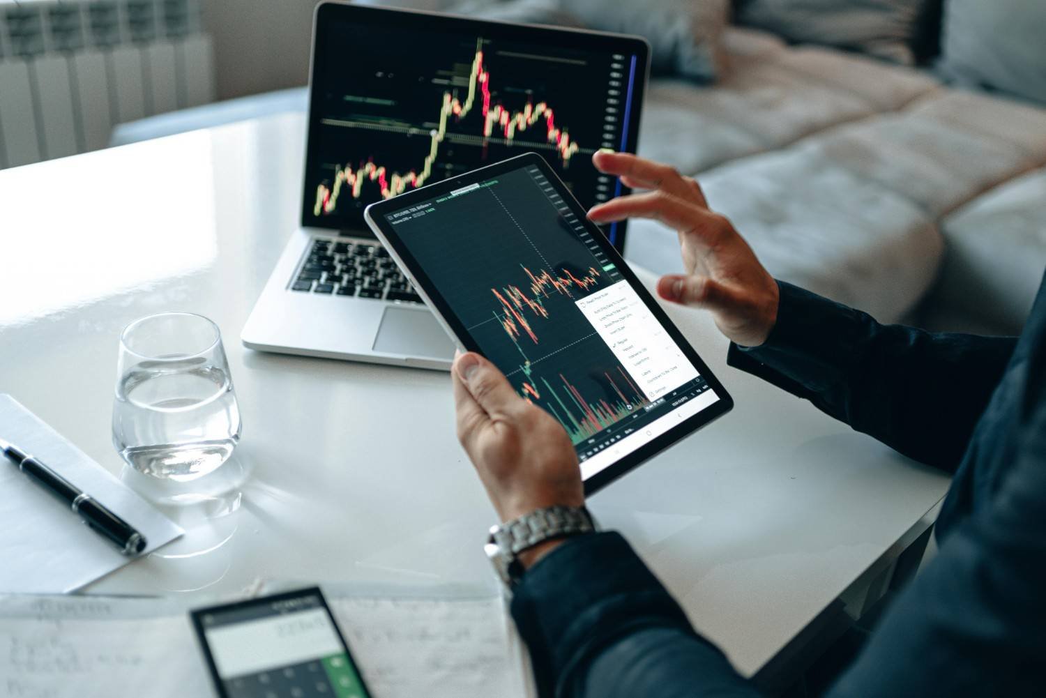 Long-Term or Short-Term Stocks: Which Strategy Wins?