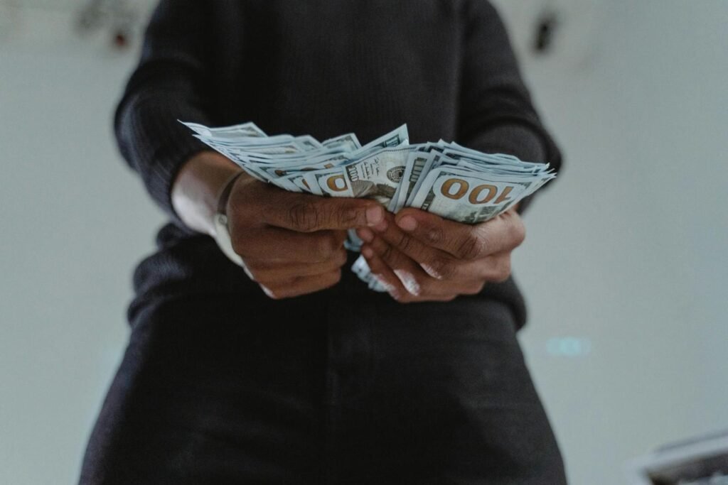 Passive Income Online: 6 Smart Paths for Beginners